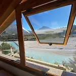 River Escape - Private Beach, Scenic View & Bbq Tepelene