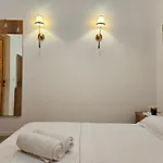 River Escape - Private Beach, Scenic View & Bbq * Tepelene
