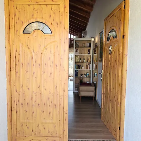 River Escape - Private Beach, Scenic View & Bbq *