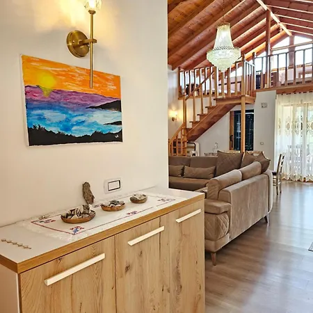 River Escape - Private Beach, Scenic View & Bbq Villa *